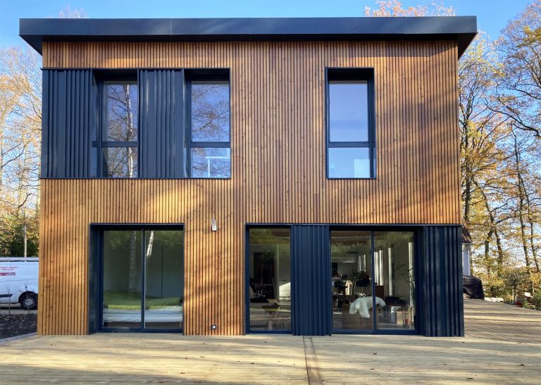 Maison bois à Bures sur Yvette - vue face