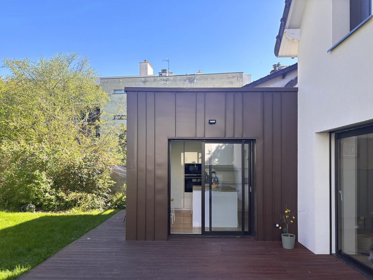 extension avec cuisine sur terrasse